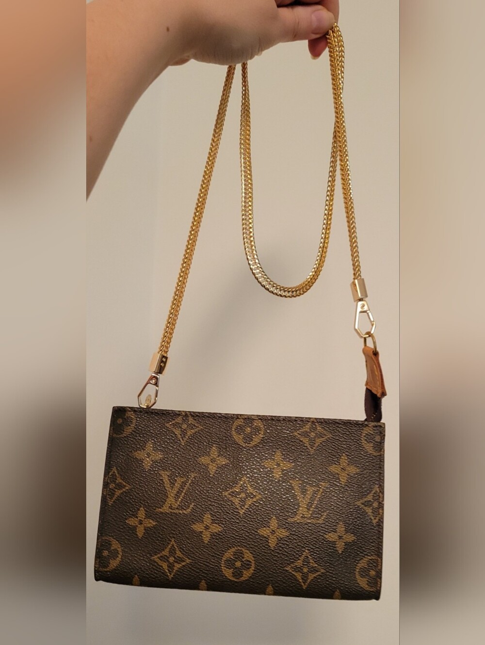 Authentic Louis Vuitton Brown Monogram Pouch - Picture 4 of 13